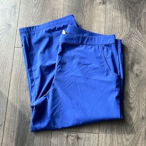 Chico’s Zenergy Golf Capris